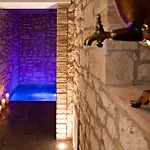 Castello Di Montignano Relais & Üdülőközpont