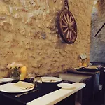 Üdülőközpont Castello Di Montignano Relais & Massa Martana