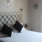 Üdülőközpont Castello Di Montignano Relais & 4*