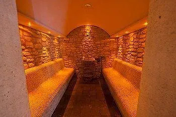 Üdülőközpont Castello Di Montignano Relais & Massa Martana