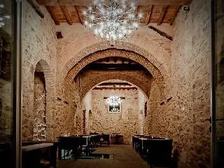 Feriested Castello Di Montignano Relais & 4*
