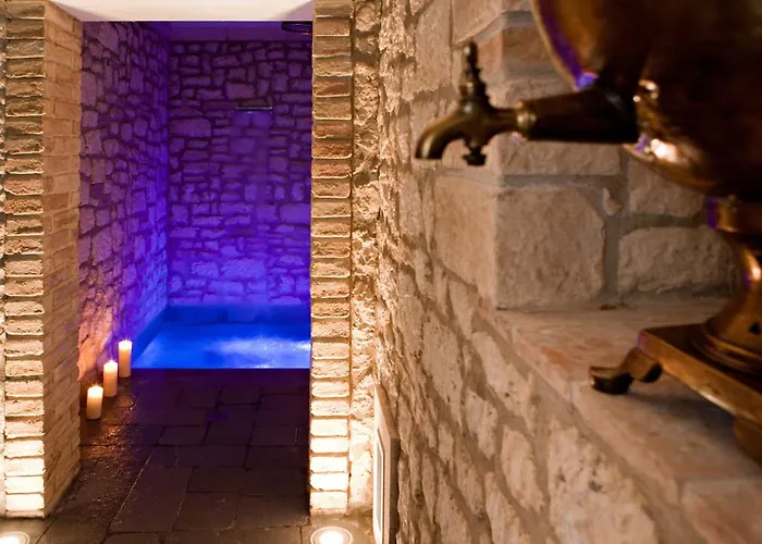 Castello Di Montignano Relais & Resort