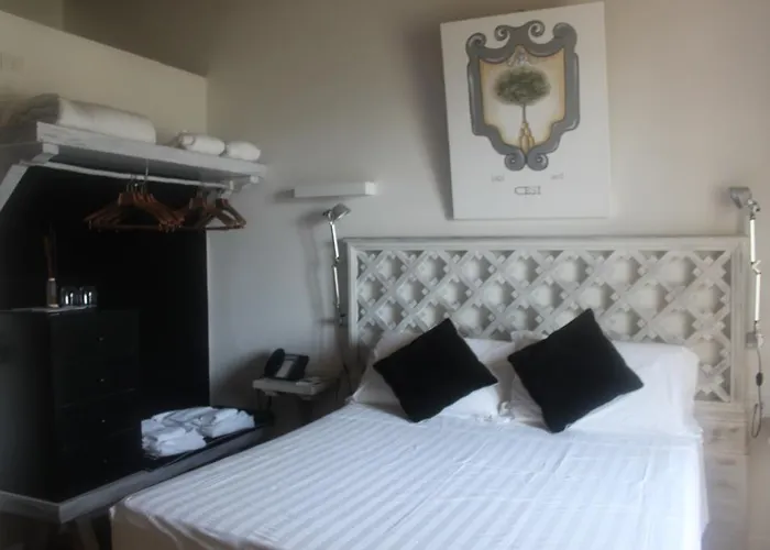 Castello Di Montignano Relais&spa Resort Massa Martana